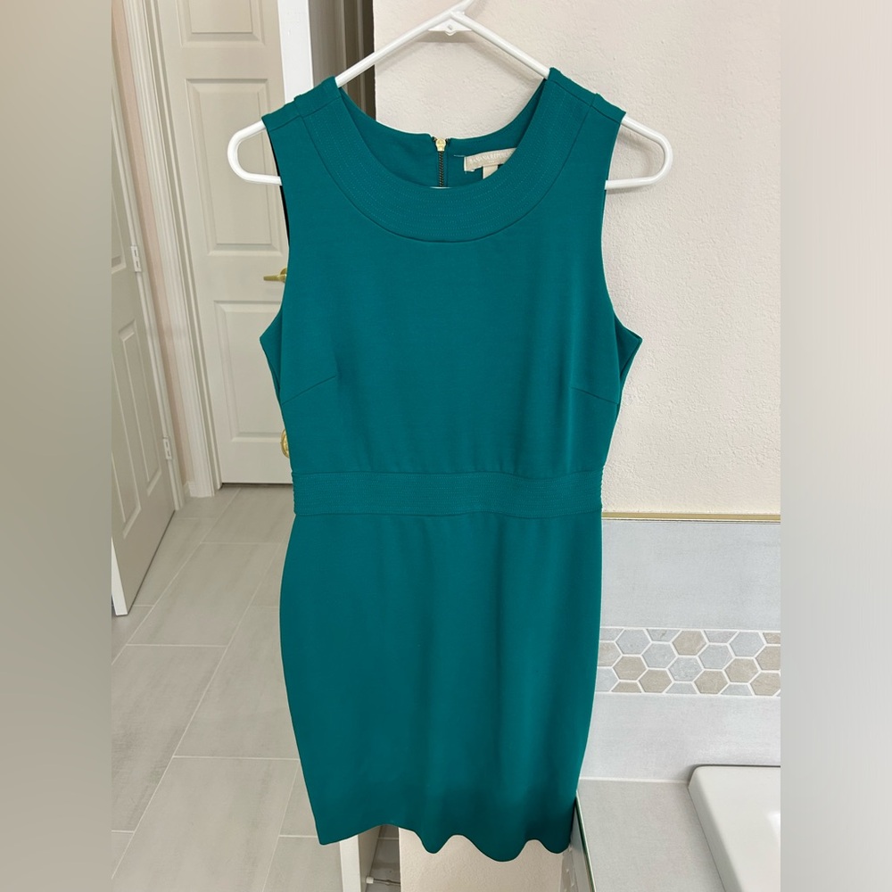 Size 6 Banana Republic knot dress